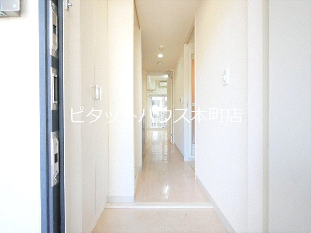 玄関　お電話でお問い合わせ下さい・06-6121-8220