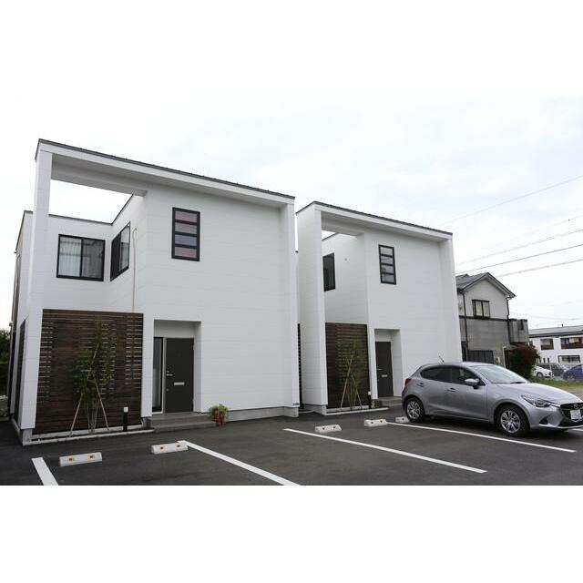 建物外観　当該物件と同等モデルハウスの外観