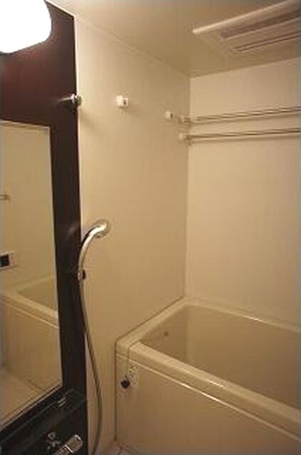 バス・シャワールーム　追い炊き機能付きです