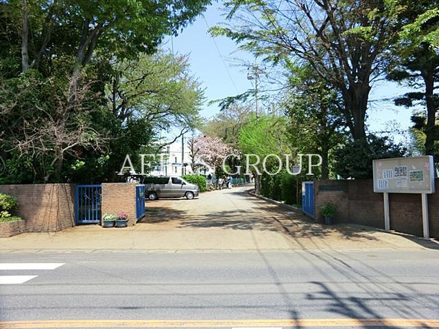 中学校　川口市立安行中学校（中学校）まで746m