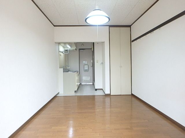 居室・リビング　★明るい洋室★