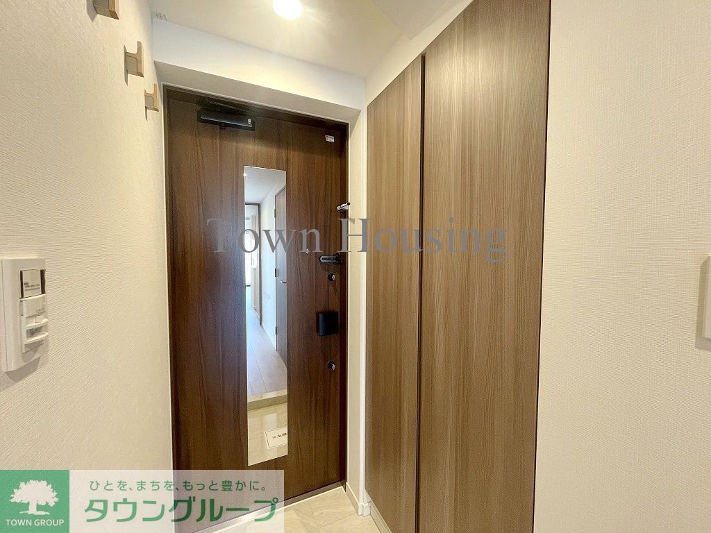 玄関　タウンハウジングレジデンス事業部　恵比寿店・赤坂店までお問…