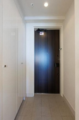 玄関　別タイプ部屋　参考写真です