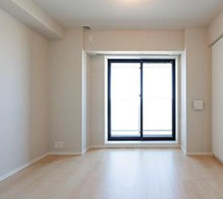 居室・リビング　別タイプ部屋　参考写真です