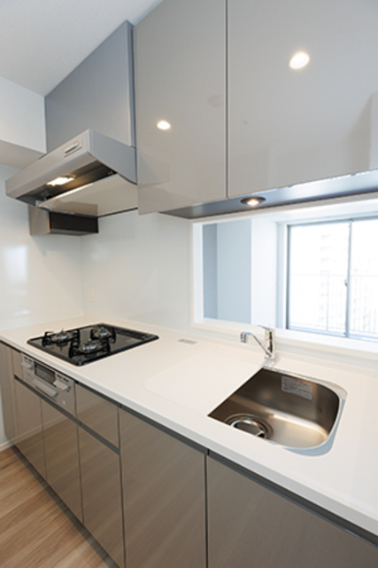 キッチン　※写真は同タイプ住戸です。