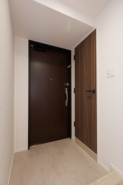 玄関　※写真は同タイプ住戸です。