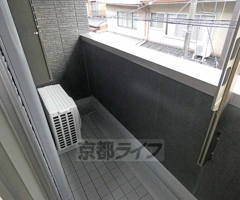 バルコニー　明るいバルコニーです。