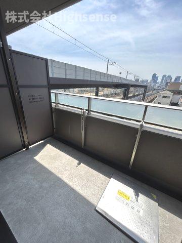 バルコニー　開放的で明るい空間を演出してくれるバルコニーです