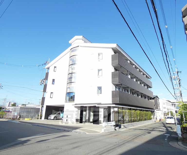 建物外観　期待の大改修後の外観になります！