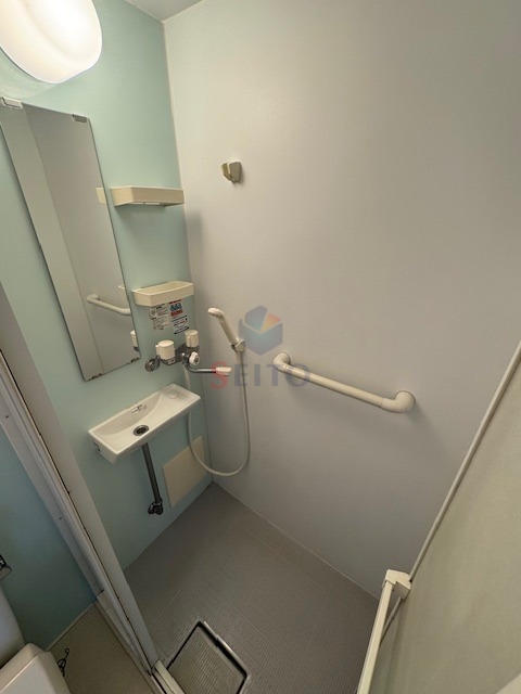 バス・シャワールーム　シャワー室になります