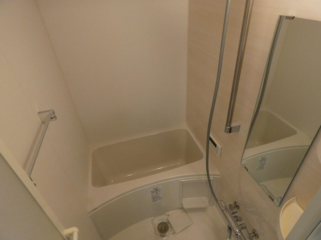 バス・シャワールーム　別号室の写真です