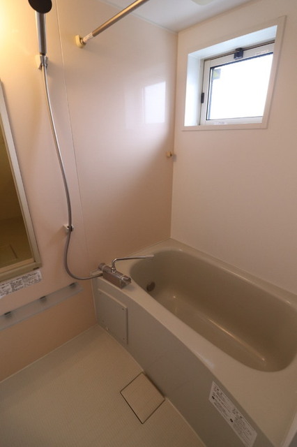 バス・シャワールーム　浴室