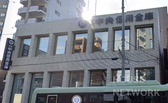 銀行　京都中央信用金庫大宮支店（銀行）まで565m