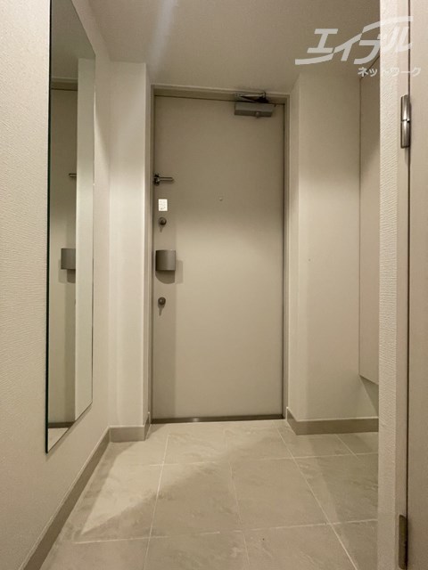 玄関　広い玄関