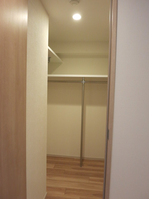 収納　ウォークインクローゼット
