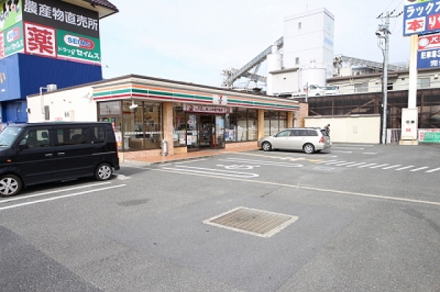 コンビニ　セブンイレブン橿原醍醐町店（コンビニ）まで665m