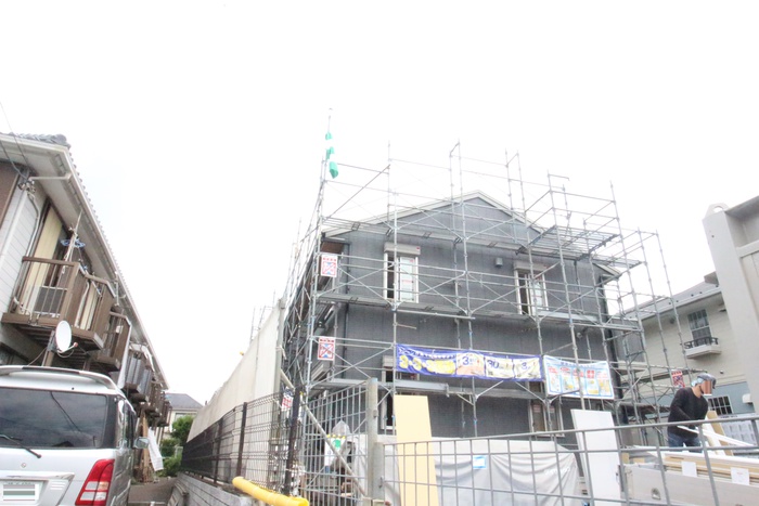 建物外観　建築中