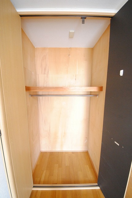 収納　写真は３０２号室