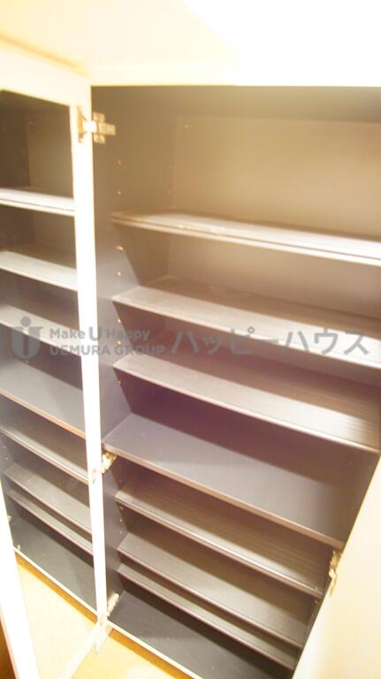 収納　別号室写真のため、現況優先