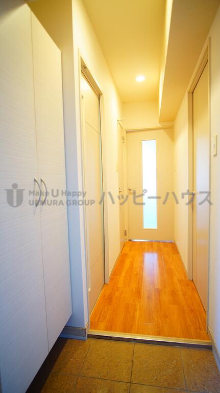 玄関　別号室写真のため、現況優先