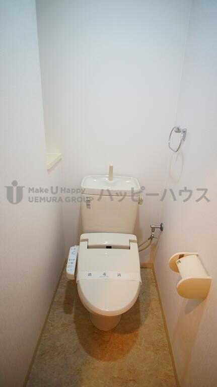 トイレ　別号室写真のため、現況優先