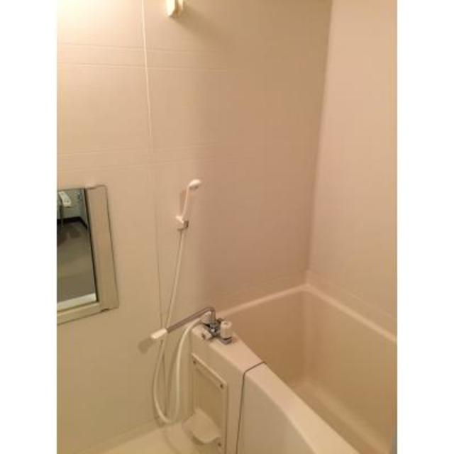 バス・シャワールーム　※写真は同タイプ住戸です。