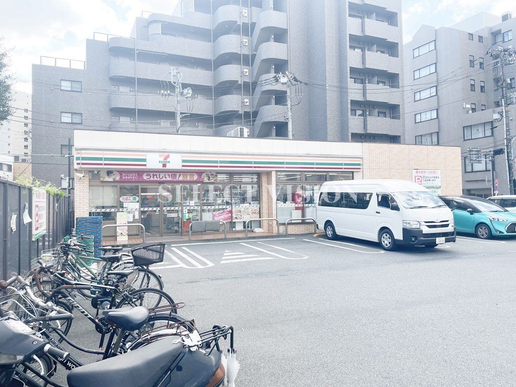 コンビニ　セブンイレブン新宿下落合駅北店（コンビニ）まで370m