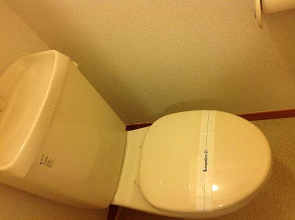 レオパレス蔵敷のトイレ写真