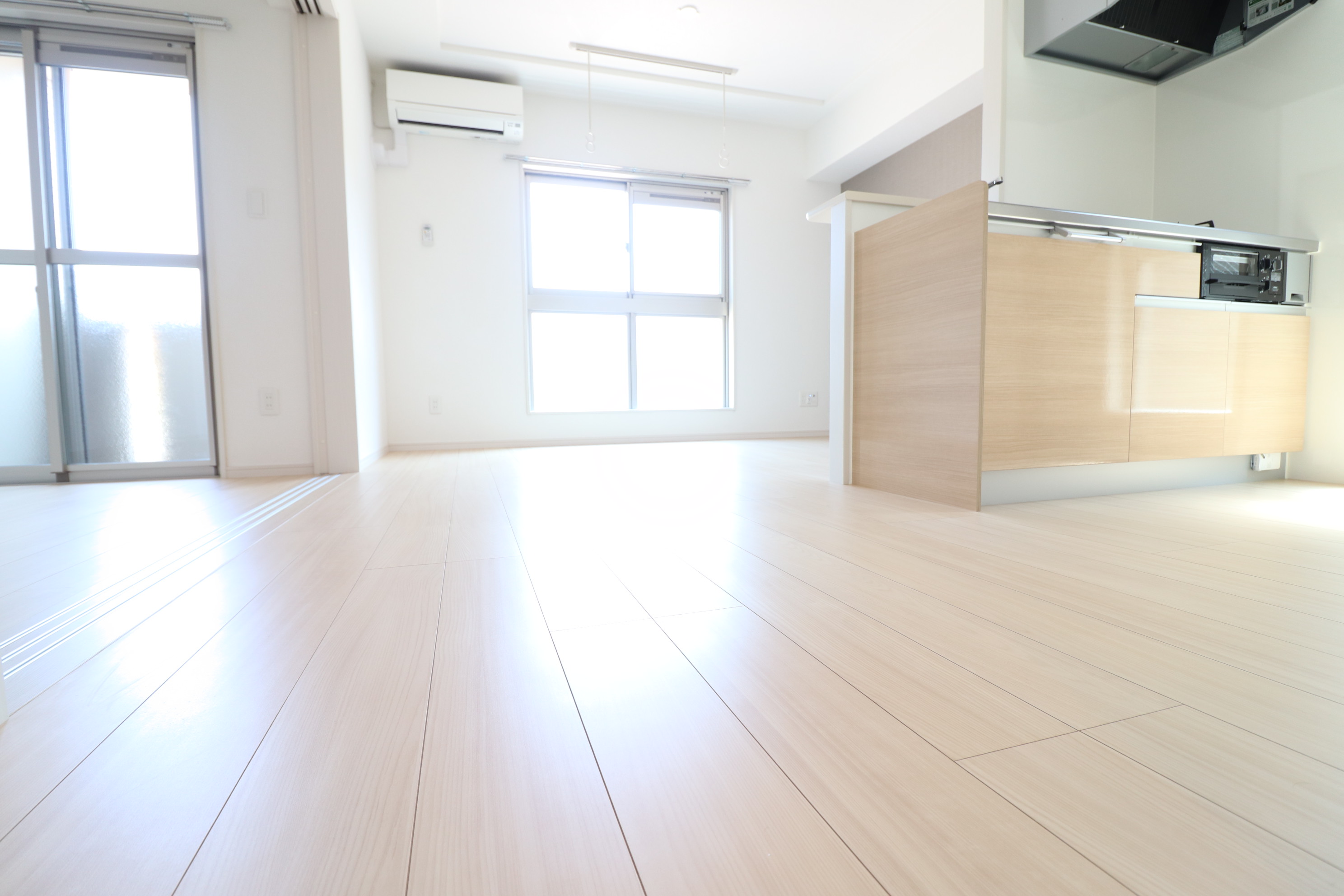 居室・リビング　※同物件別部屋の参考写真・現況優先