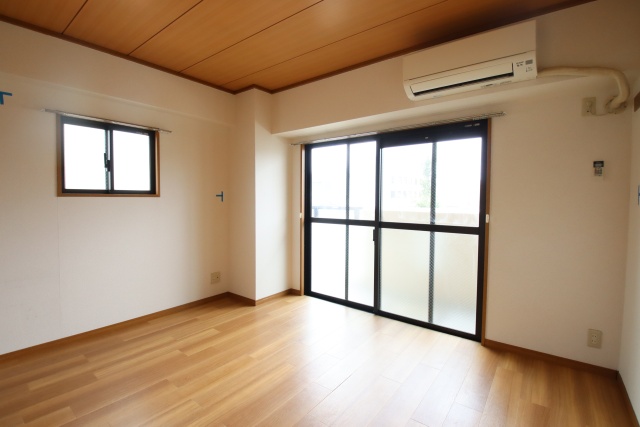 居室・リビング　別室の参考写真です。※現況優先