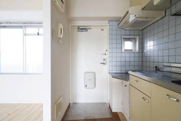 玄関　ビレッジハウスの同一物件・同一タイプの間取りの写真です