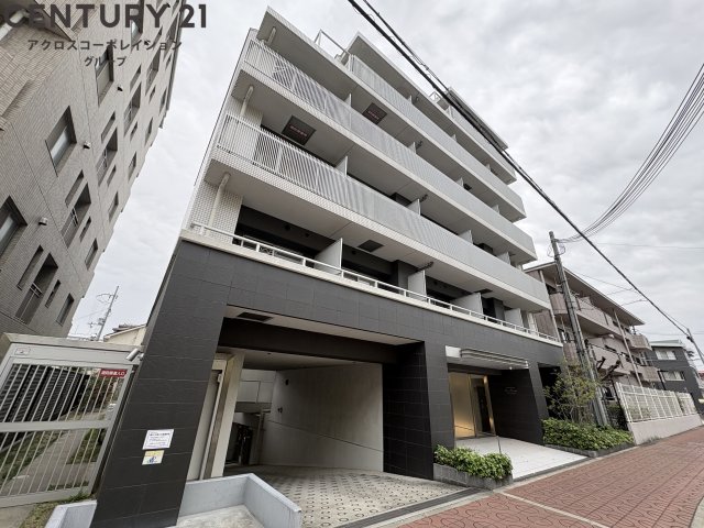 建物外観　宅配ボックス付きです☆