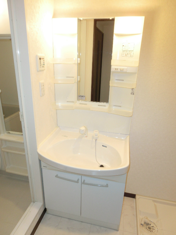 洗面設備　※同物件別部屋参考写真