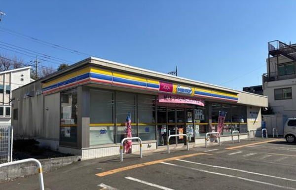 コンビニ　ミニストップ青葉荏田店（コンビニ）まで370m