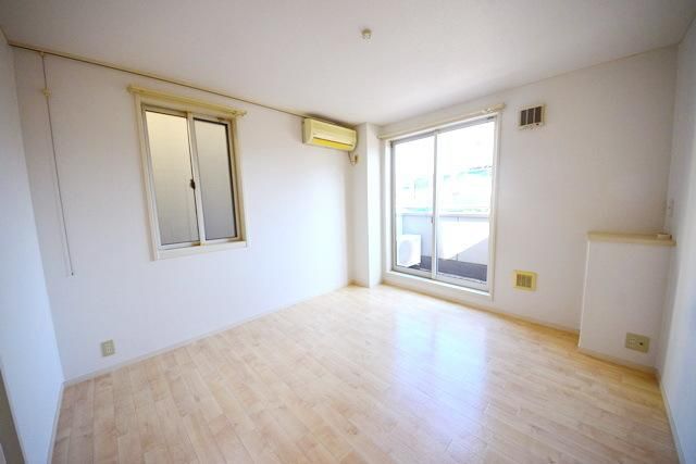 居室・リビング　★明るい室内★