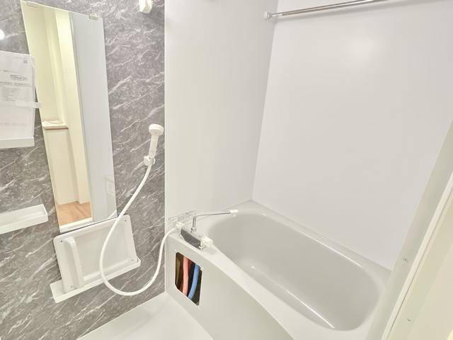 バス・シャワールーム　＊新築につき未完成