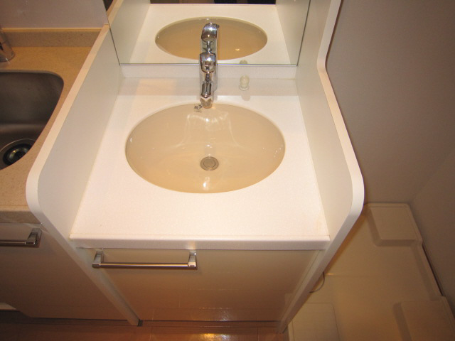 洗面設備　忙しい朝には欠かせない洗面所です