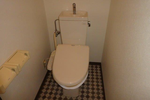 トイレ　ウォシュレット