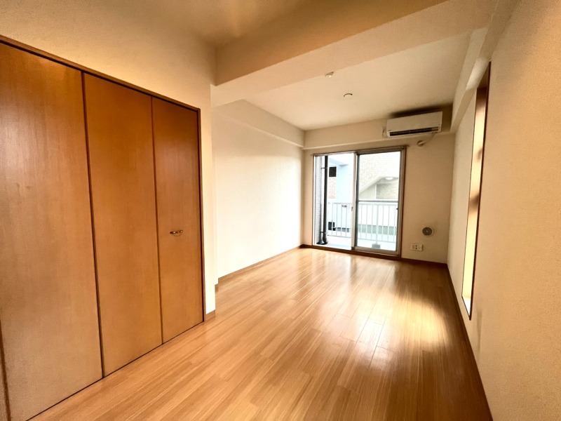 居室・リビング　南向きの角部屋９帖♪