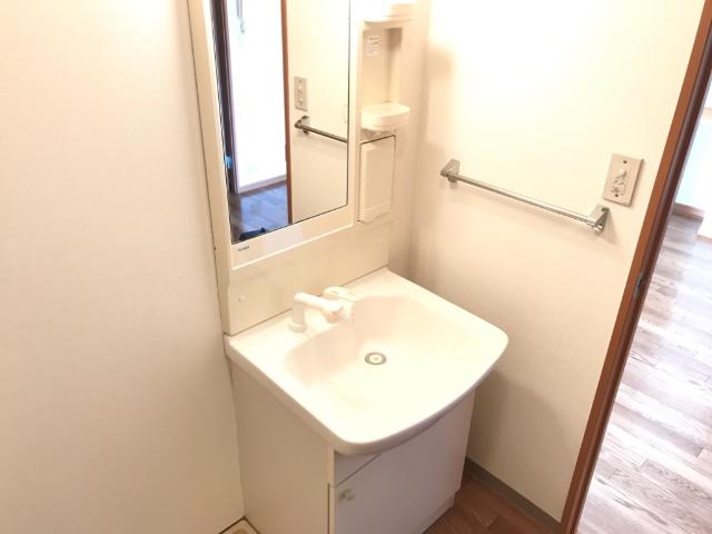 洗面設備　洗髪洗面化粧台