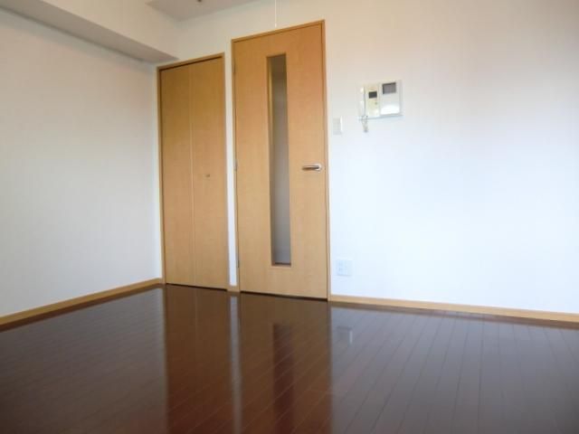 居室・リビング　☆形の良い使い易い居室☆