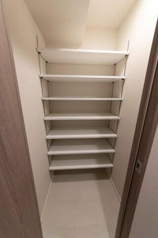 収納　別部屋参考写真