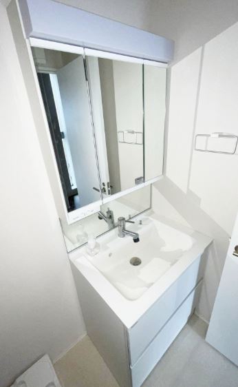 洗面設備　同仕様