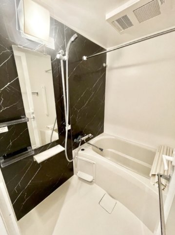 バス・シャワールーム　別部屋参考写真