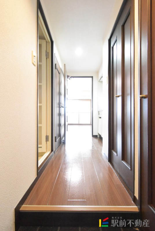 玄関　※同タイプ別部屋