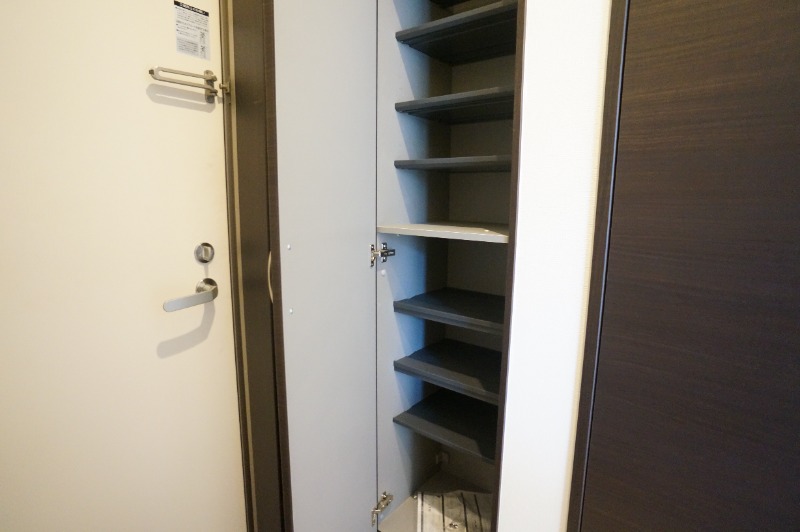 収納　同型写真