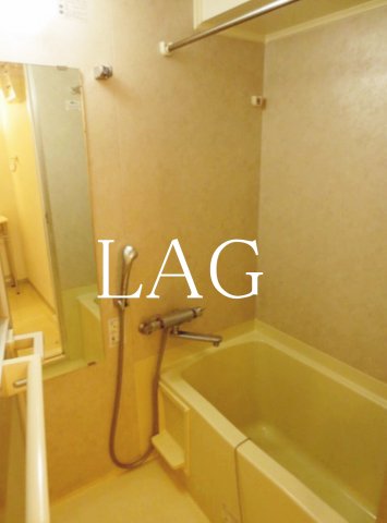 バス・シャワールーム　お風呂です。