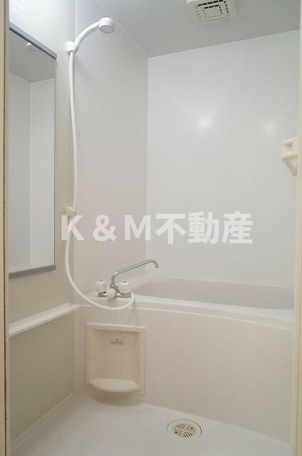 バス・シャワールーム　きれいなお風呂です