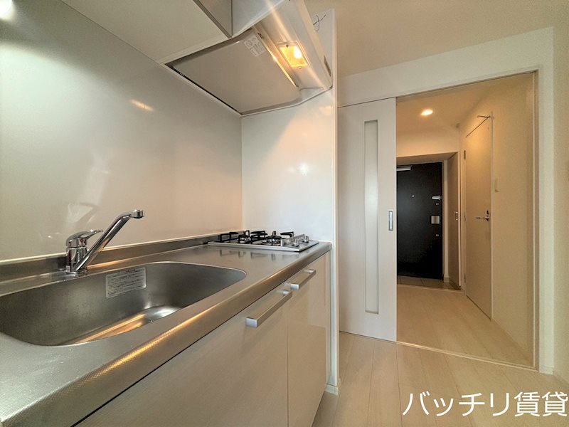 キッチン　別号室タイプの為、現状を優先いたします