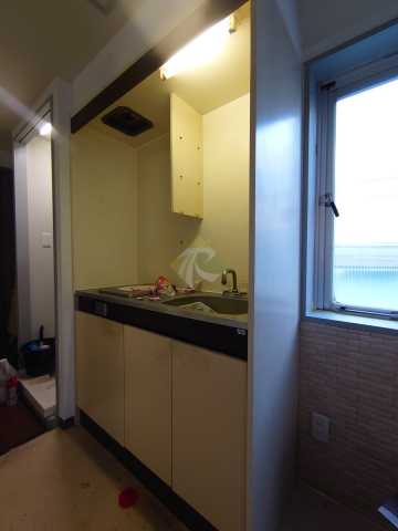 キッチン　プラムロックハイツ